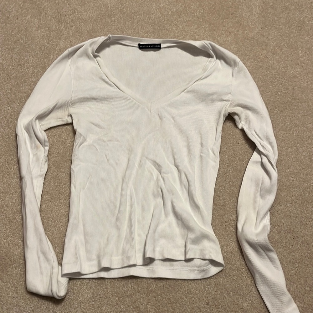 long sleeve brandy melville v neck